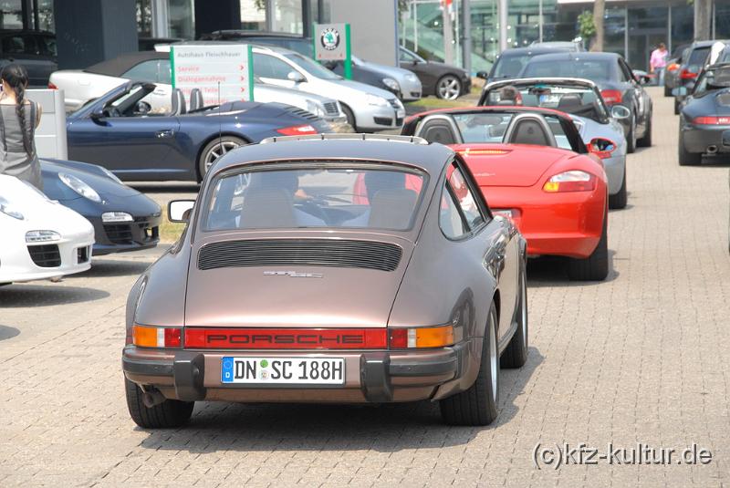 Porsche Zentrum Aachen 8743.JPG